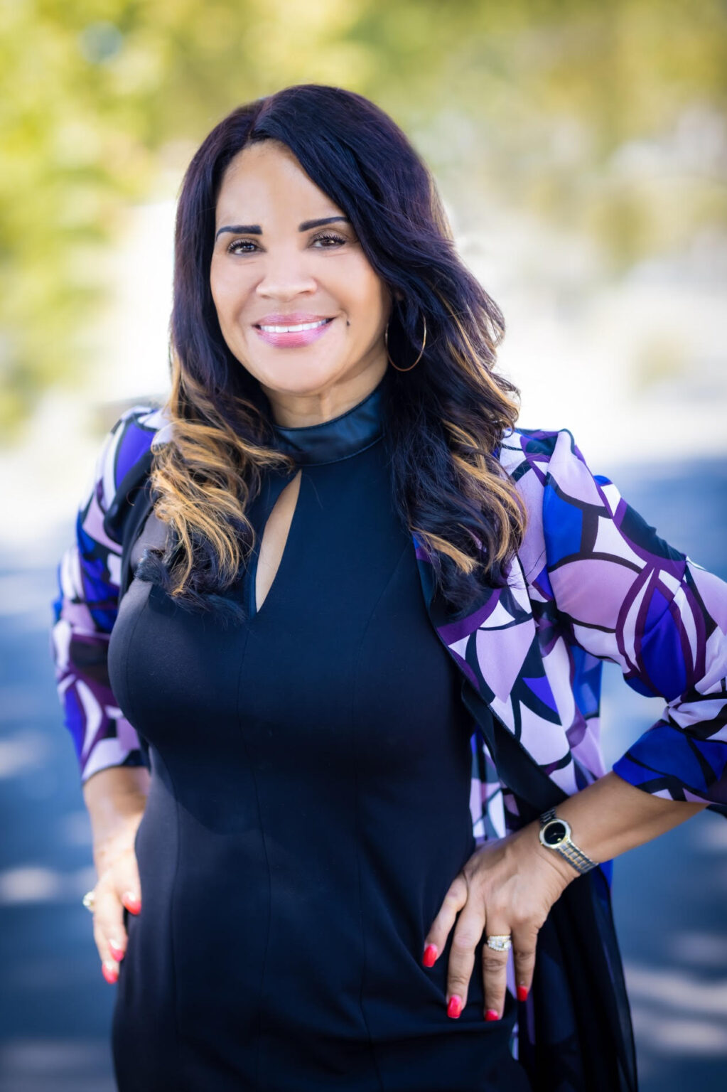 DeAnn R. Craddolph Headshot Realtor Notary Los Angeles